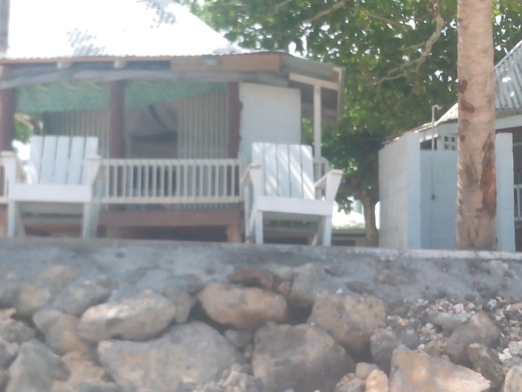 Vacations Beach Fale Hotel Manase Buitenkant foto