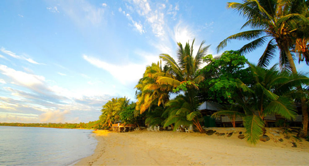 Vacations Beach Fale Hotel Manase Buitenkant foto
