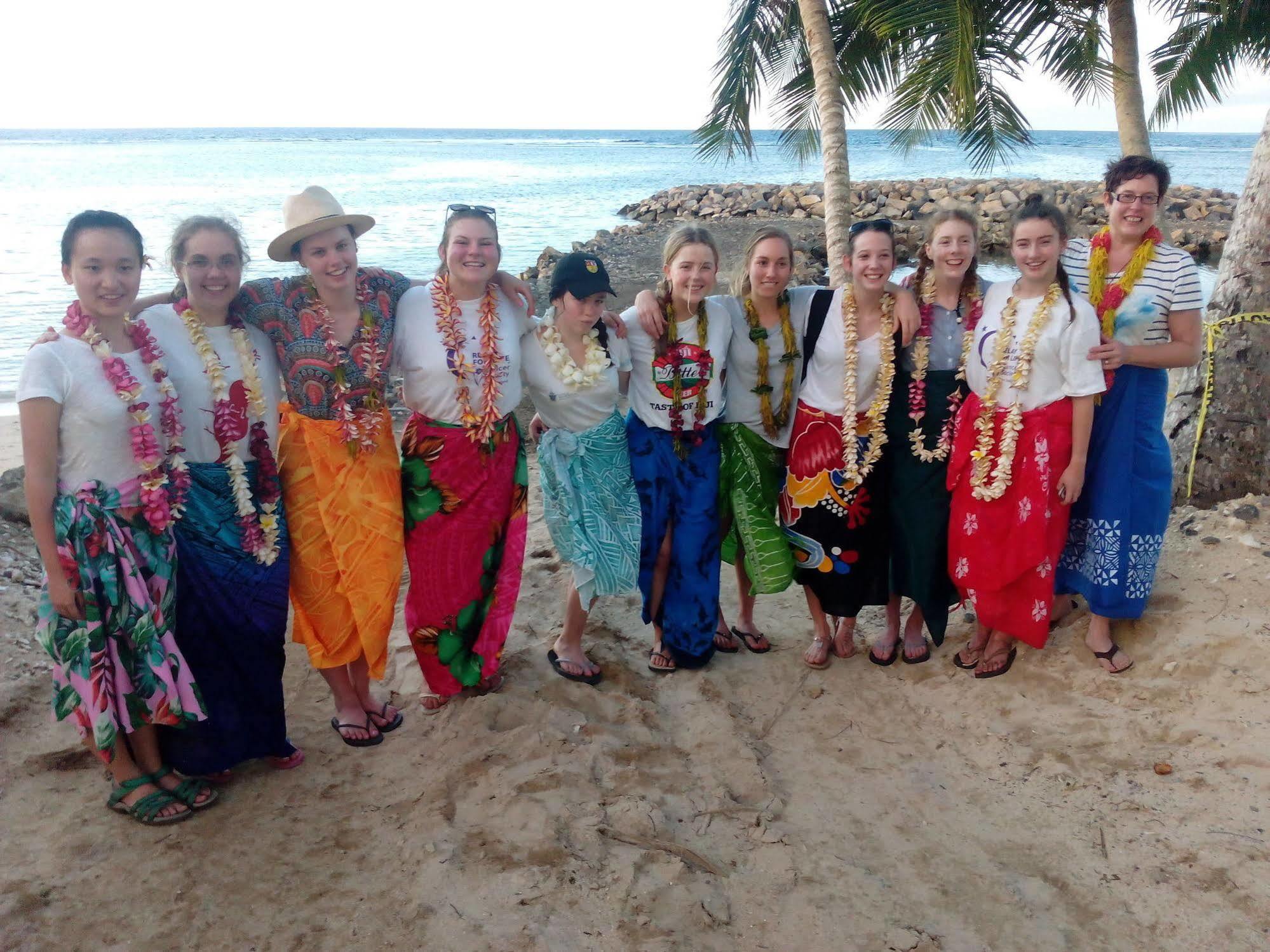 Vacations Beach Fale Hotel Manase Buitenkant foto